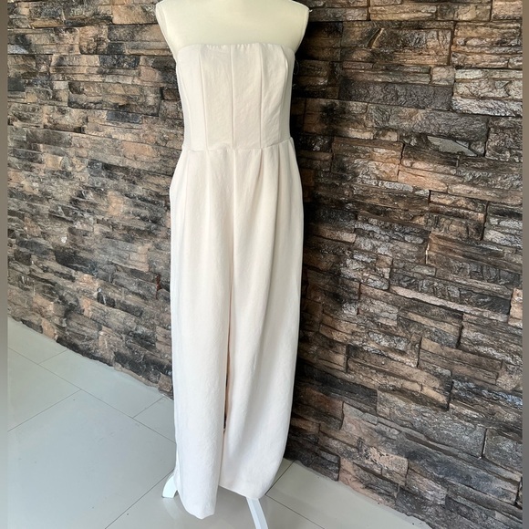 A New Day Ivory Apparel - Picture 1 of 15